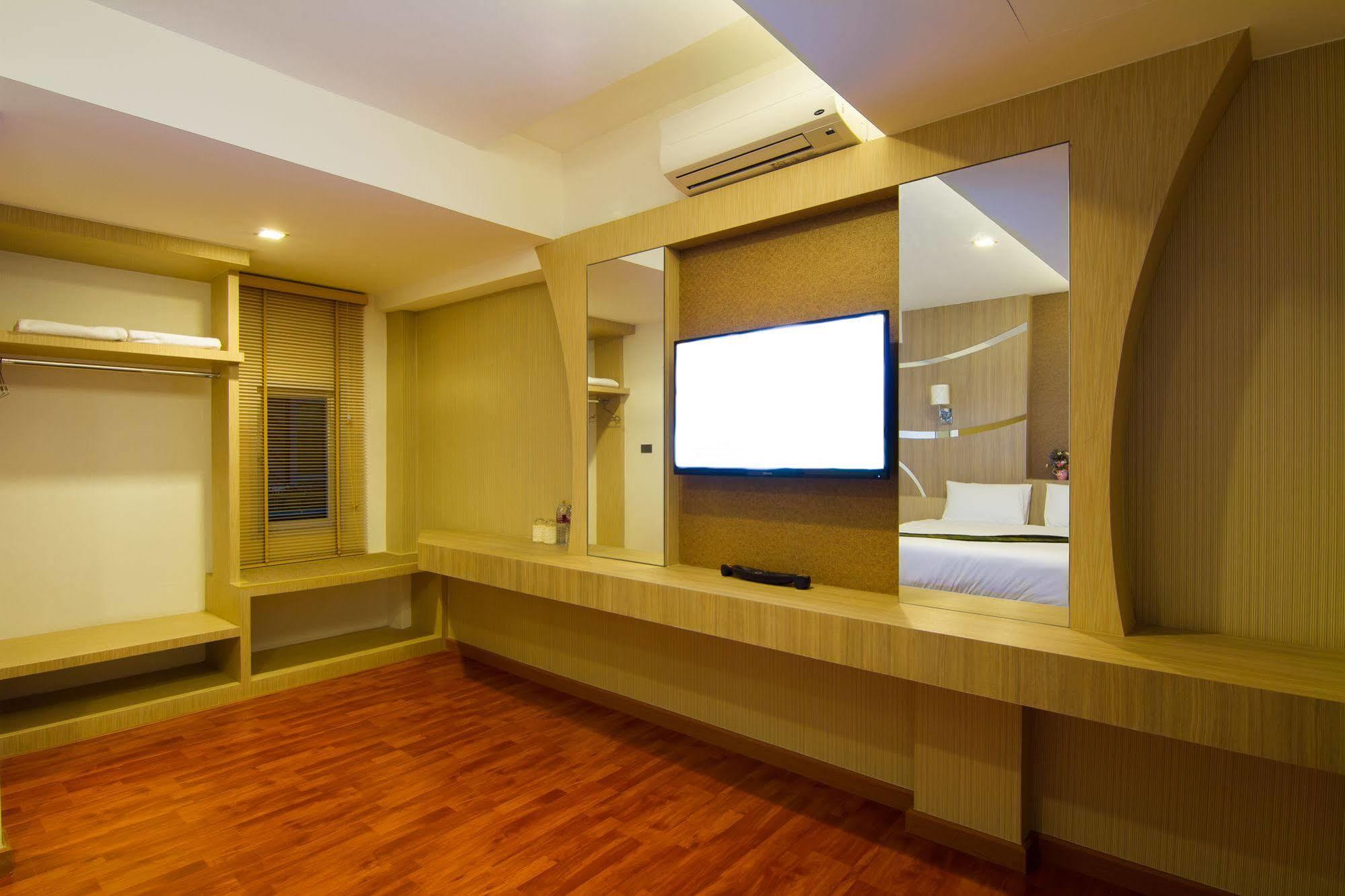 Delio Boutique Hotel Udon Thani Esterno foto
