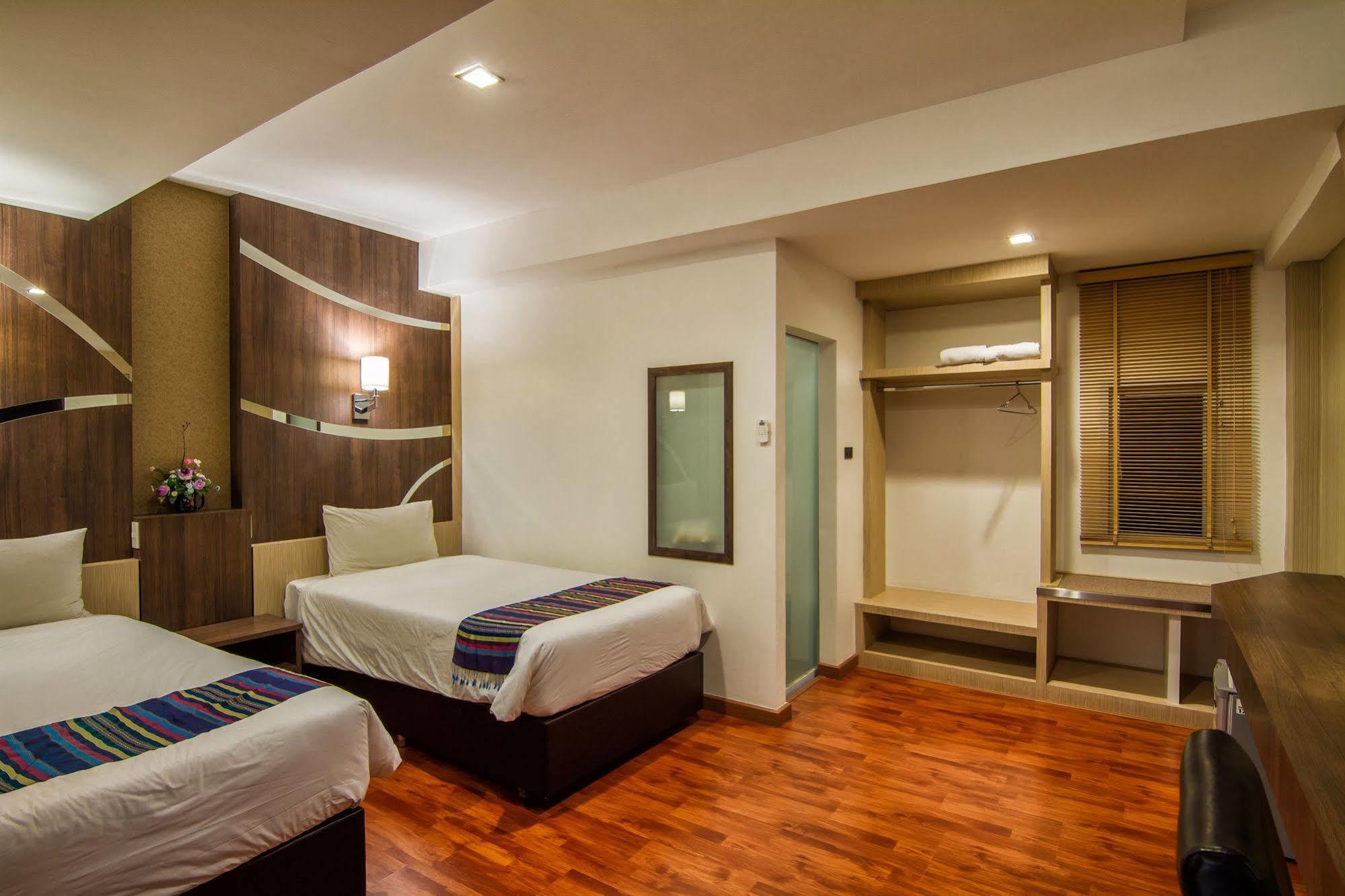 Delio Boutique Hotel Udon Thani Esterno foto